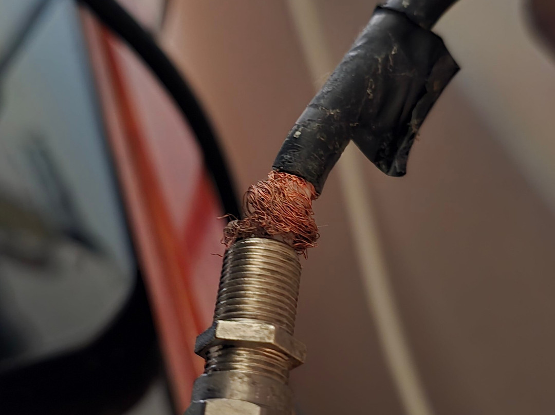 塔楼温泉酒店主图