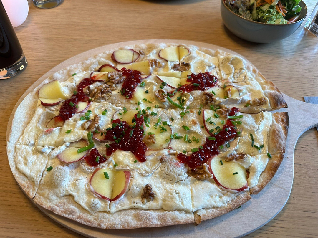 德意志之家酒店主图