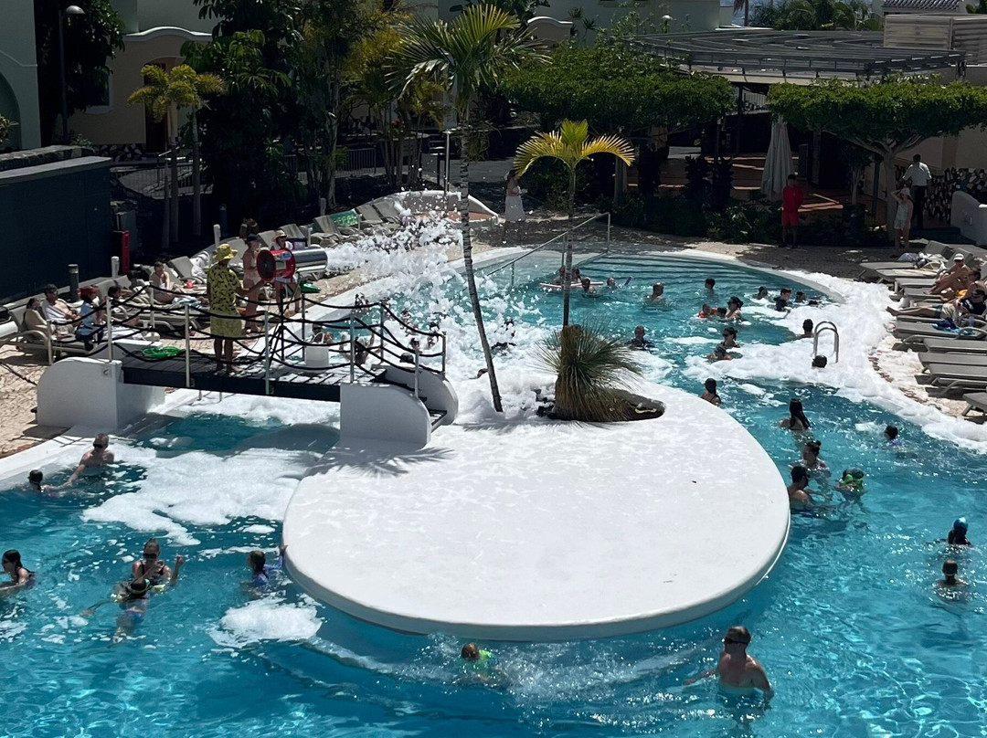 玛丽亚别墅套房酒店主图