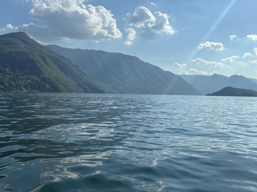 Lake Como Boat-瓦伦纳必去景点