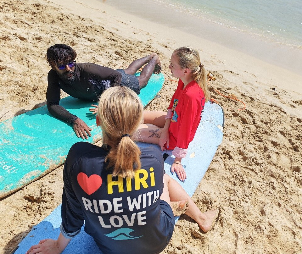 Hiriketiya Love Hiri Surf School-迪克韦勒必去景点