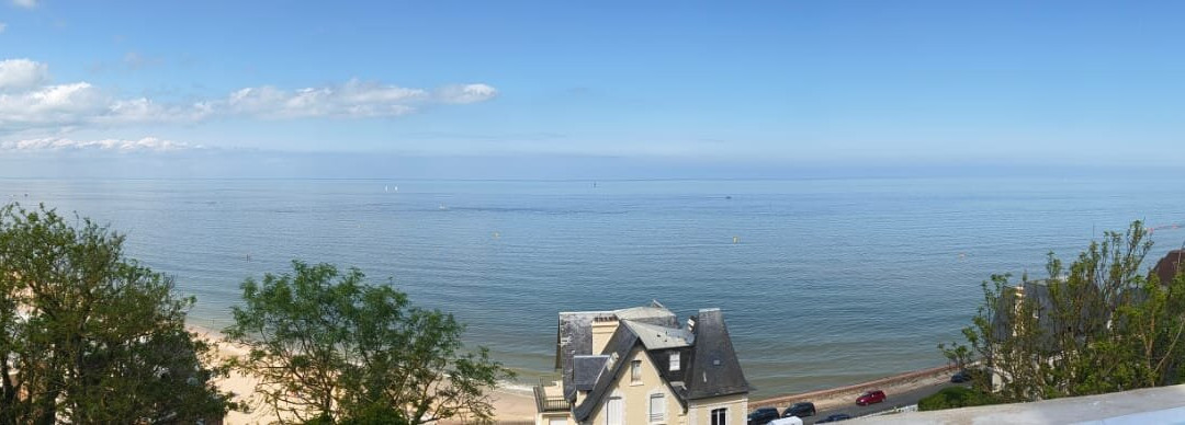 Grande Plage de Trouville-特鲁维尔海滨城必去景点