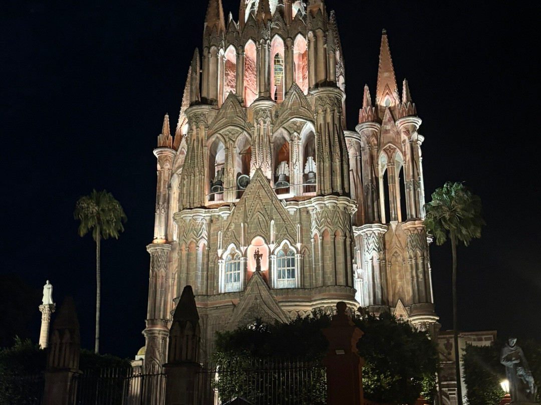Parroquia de San Miguel Arcangel-圣米格尔护城必去景点
