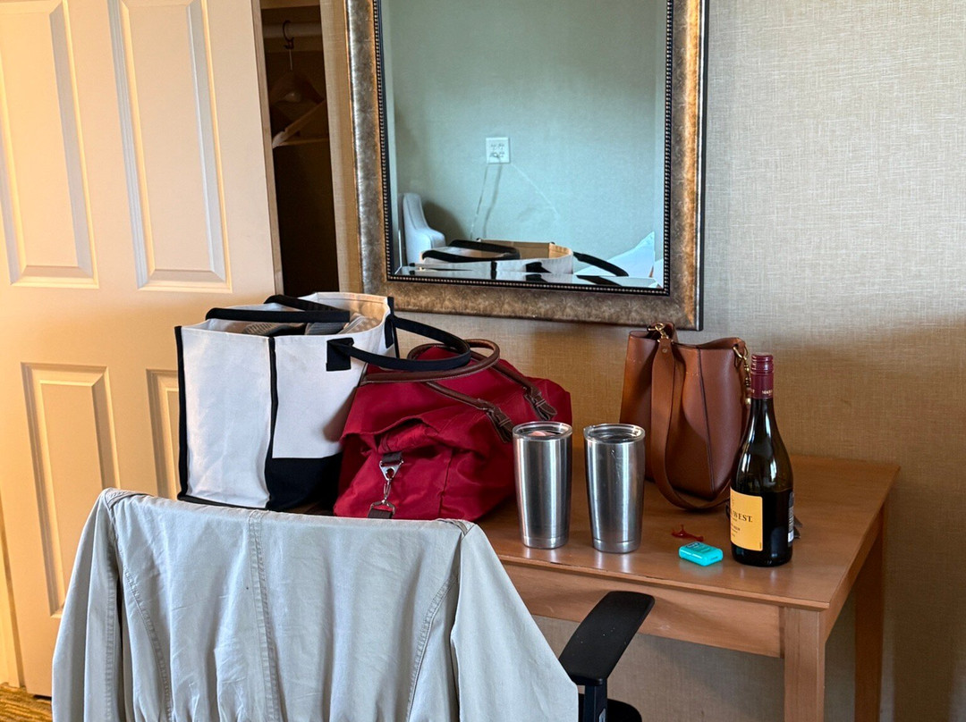 海边汽车旅馆主图