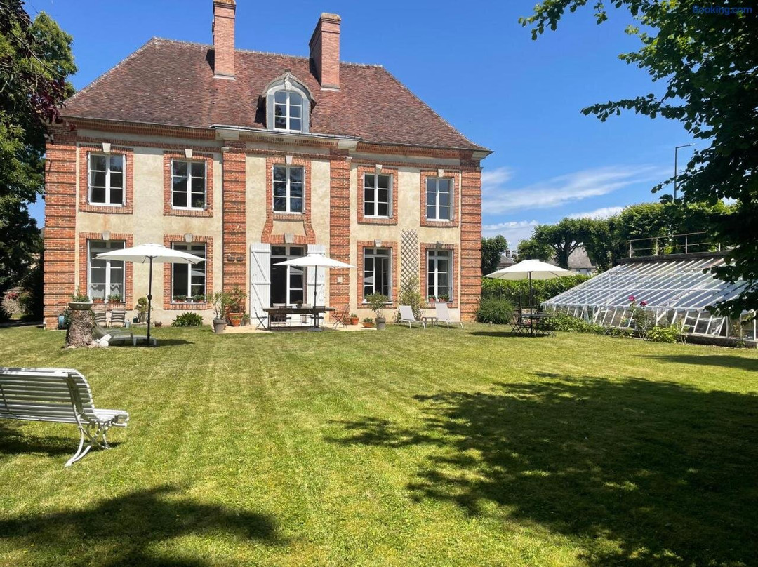 Saint-Agnan-de-Cernieres酒店住宿-Au Manoir De La Barre