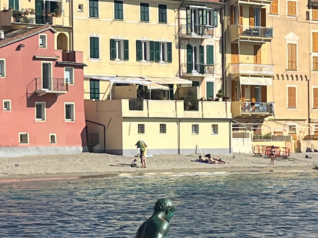 Il Pescatore di Leonardo Lustig-东塞斯特里必去景点