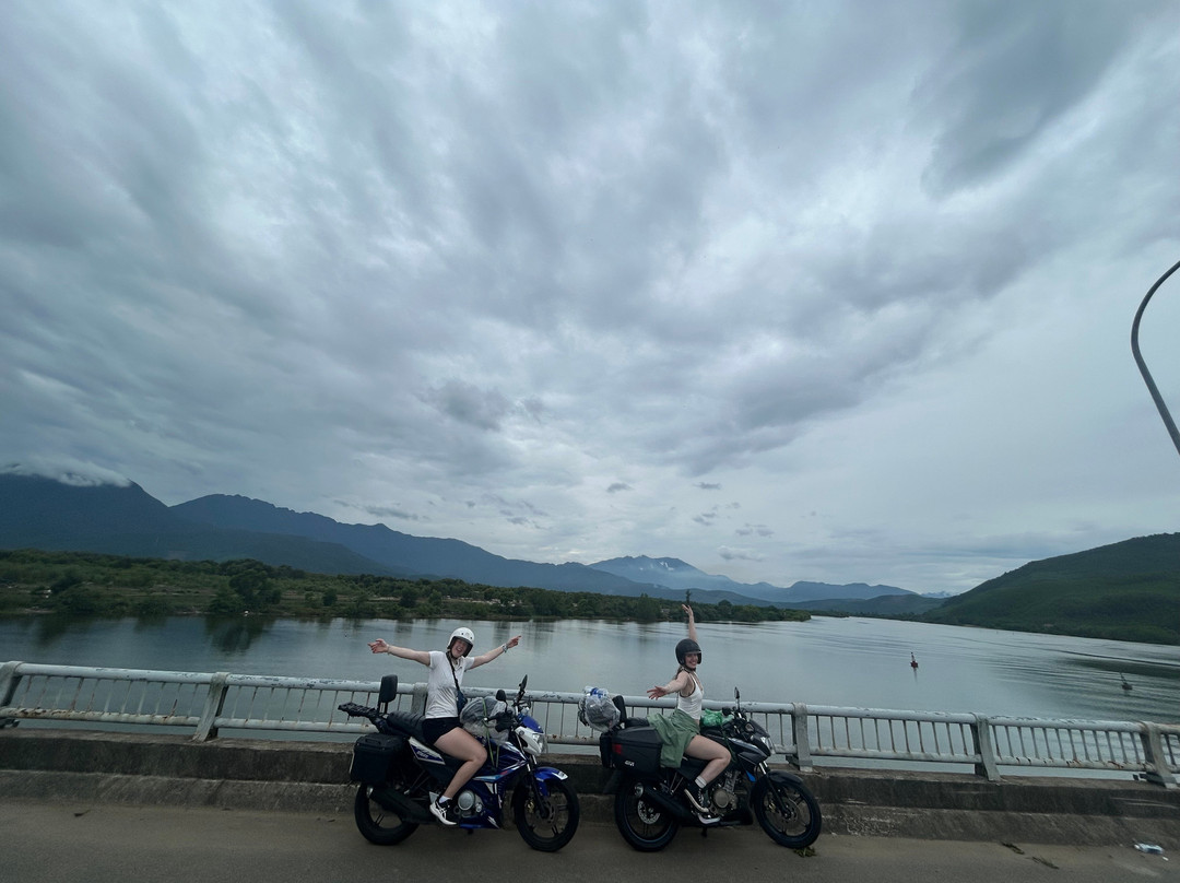 Hai Van Pass Riders-顺化必去景点