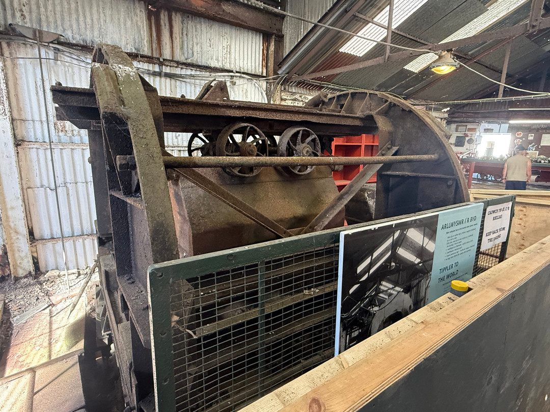 Big Pit National Coal Museum-卡莱纳冯必去景点