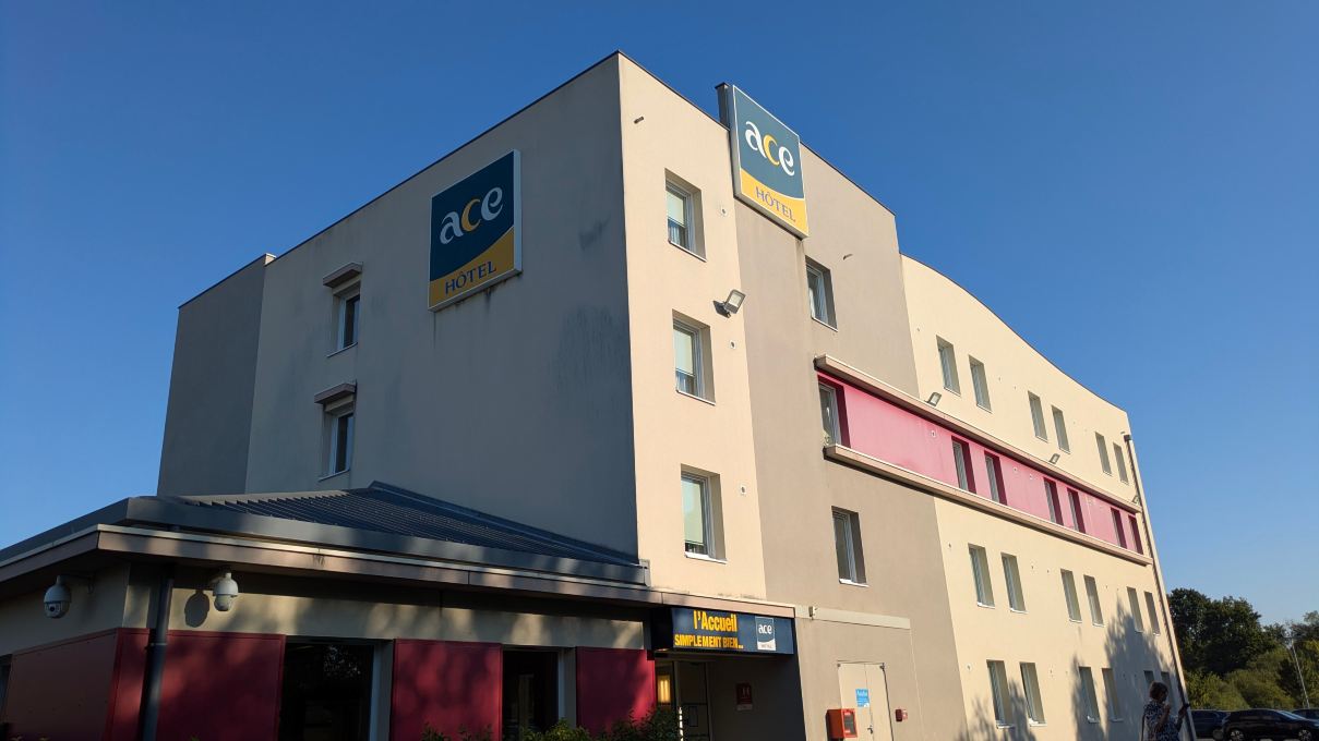 昂热埃斯酒店-度假村/酒店