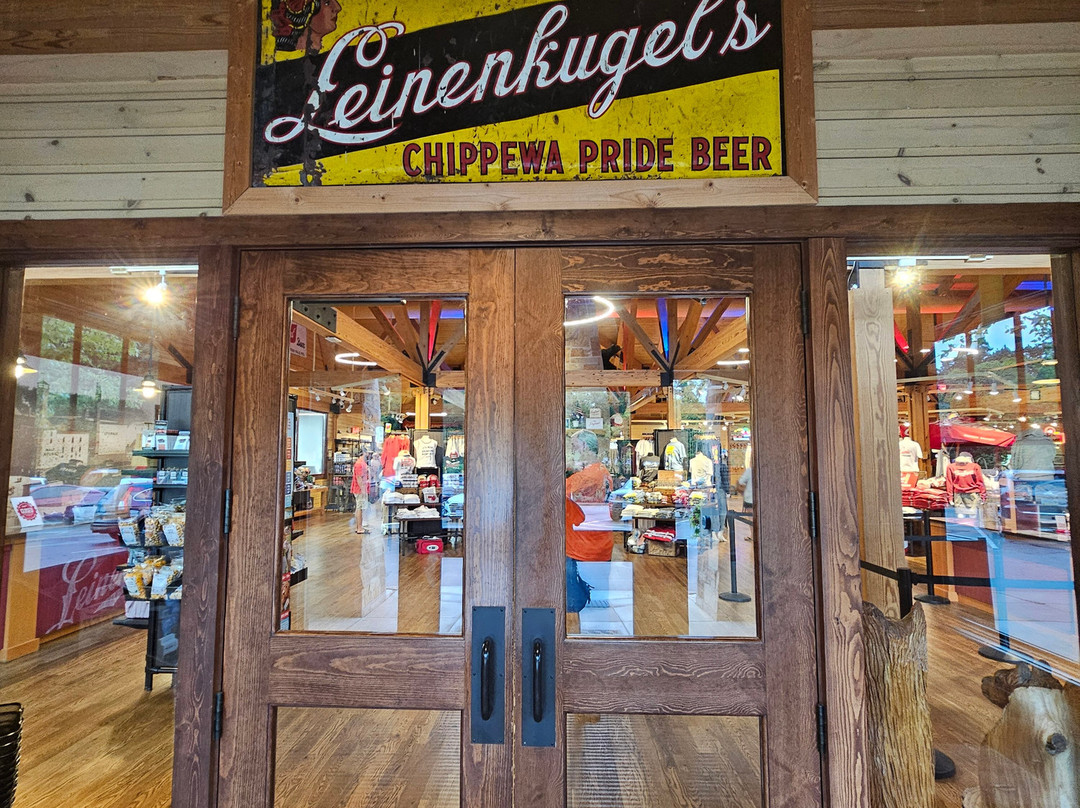 Leinie Lodge-奇珀瓦福尔斯必去景点