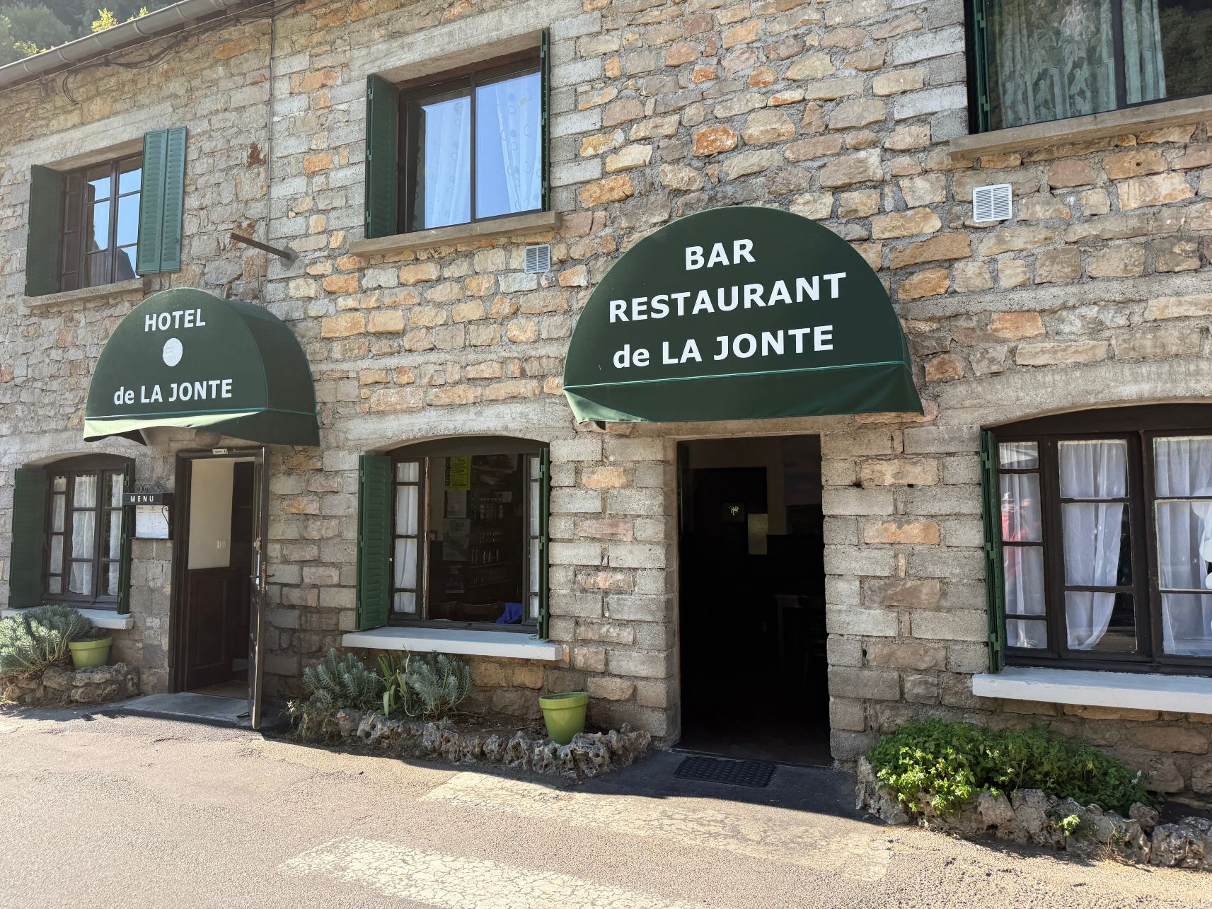 江特德拉酒店-旅行者