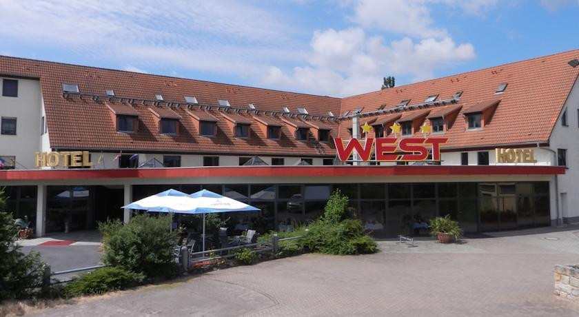 Radebeul酒店住宿-WEST Hotel