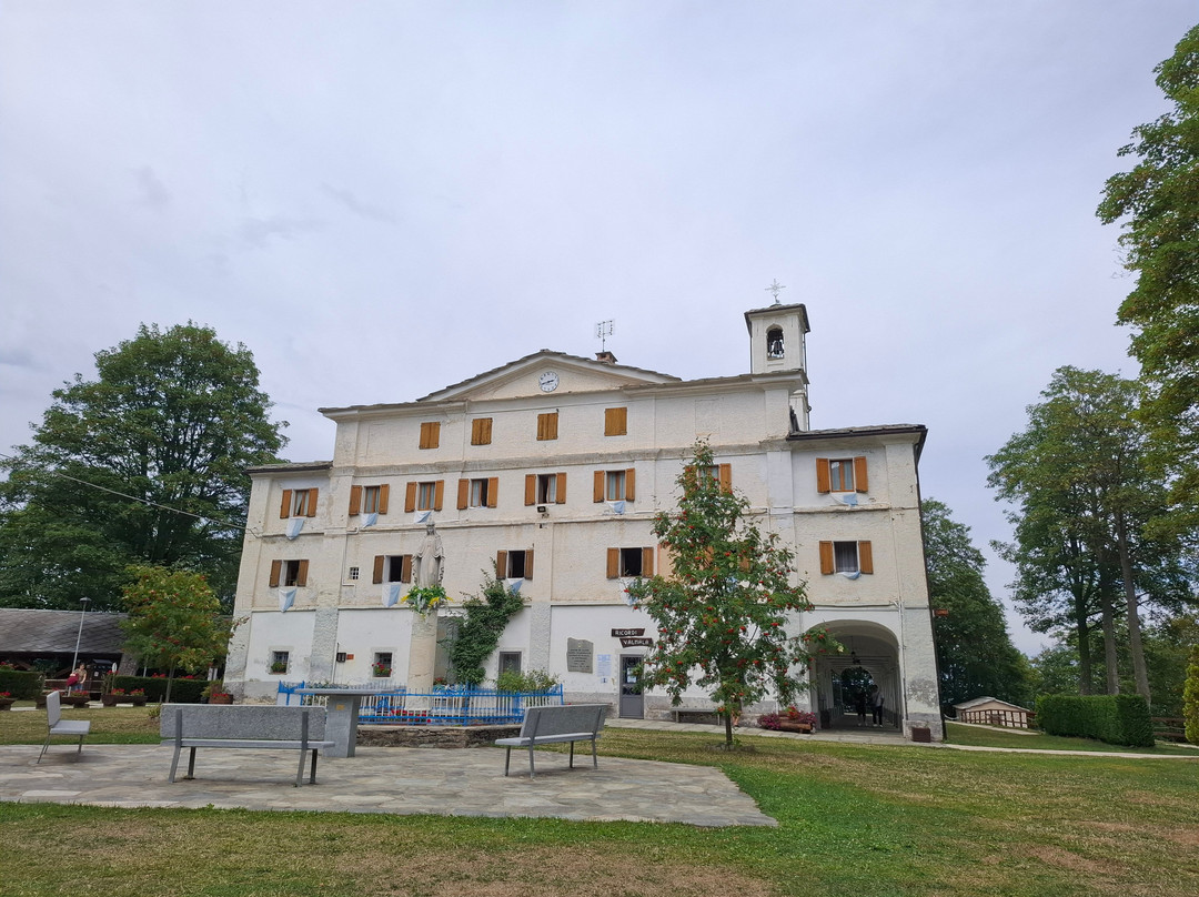 Santuario della Misericordia-Valmala必去景点