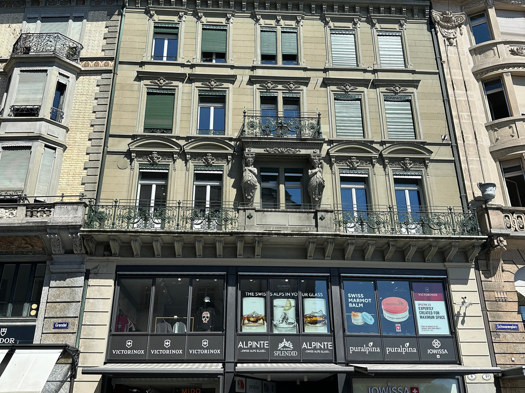 Schwanenplatz-卢塞恩必去景点