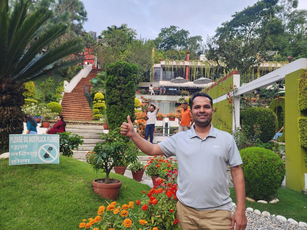 察哈莫度假村主图