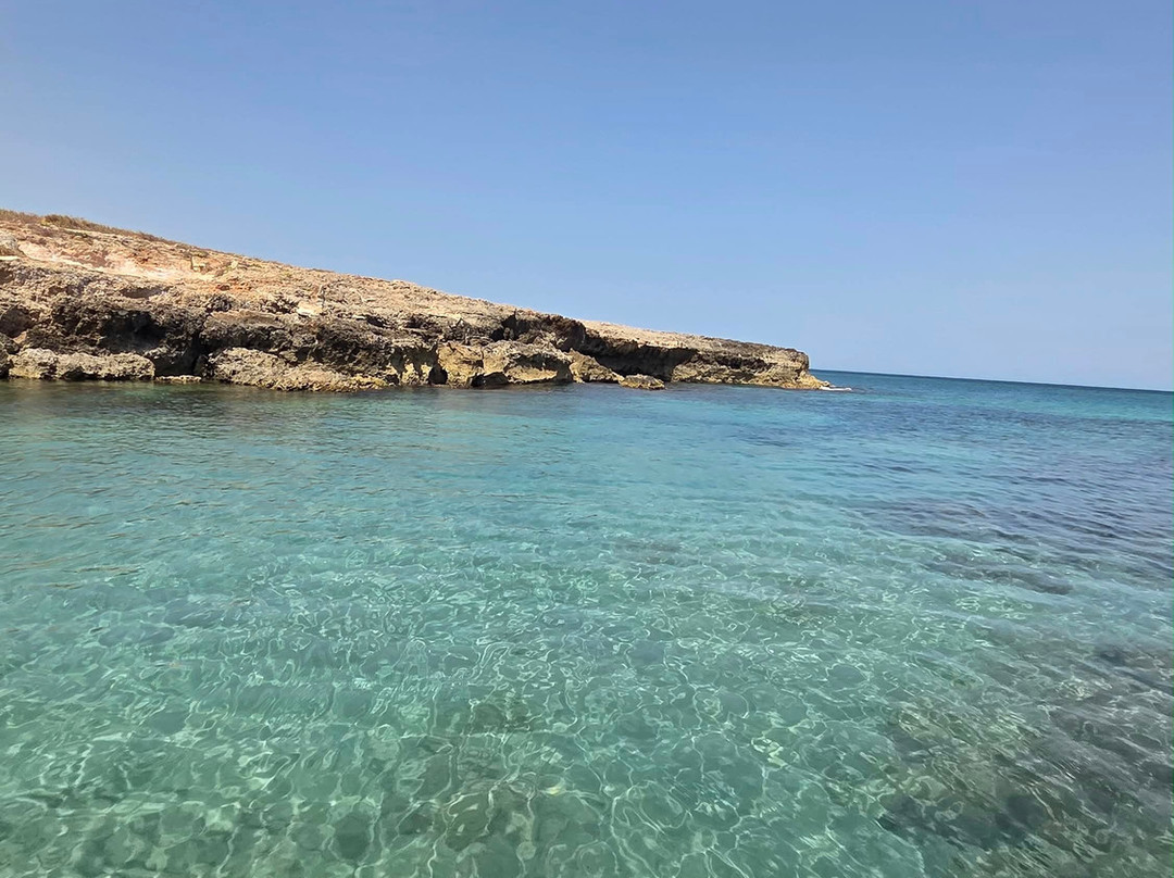 Spiaggia Costa Merlata-奥斯图尼必去景点