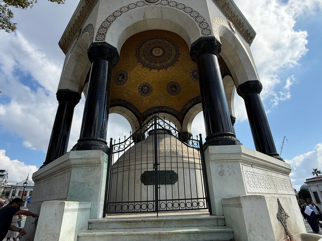 Sultanahmet Square-伊斯坦布尔必去景点