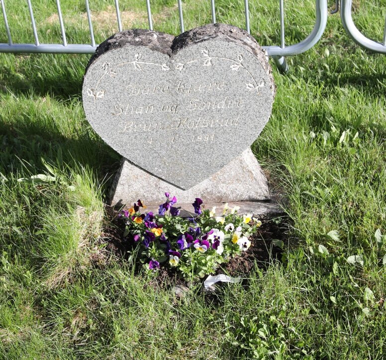 Le cimetière de Torpo (Torpo kyrkjegard)-Torpo必去景点