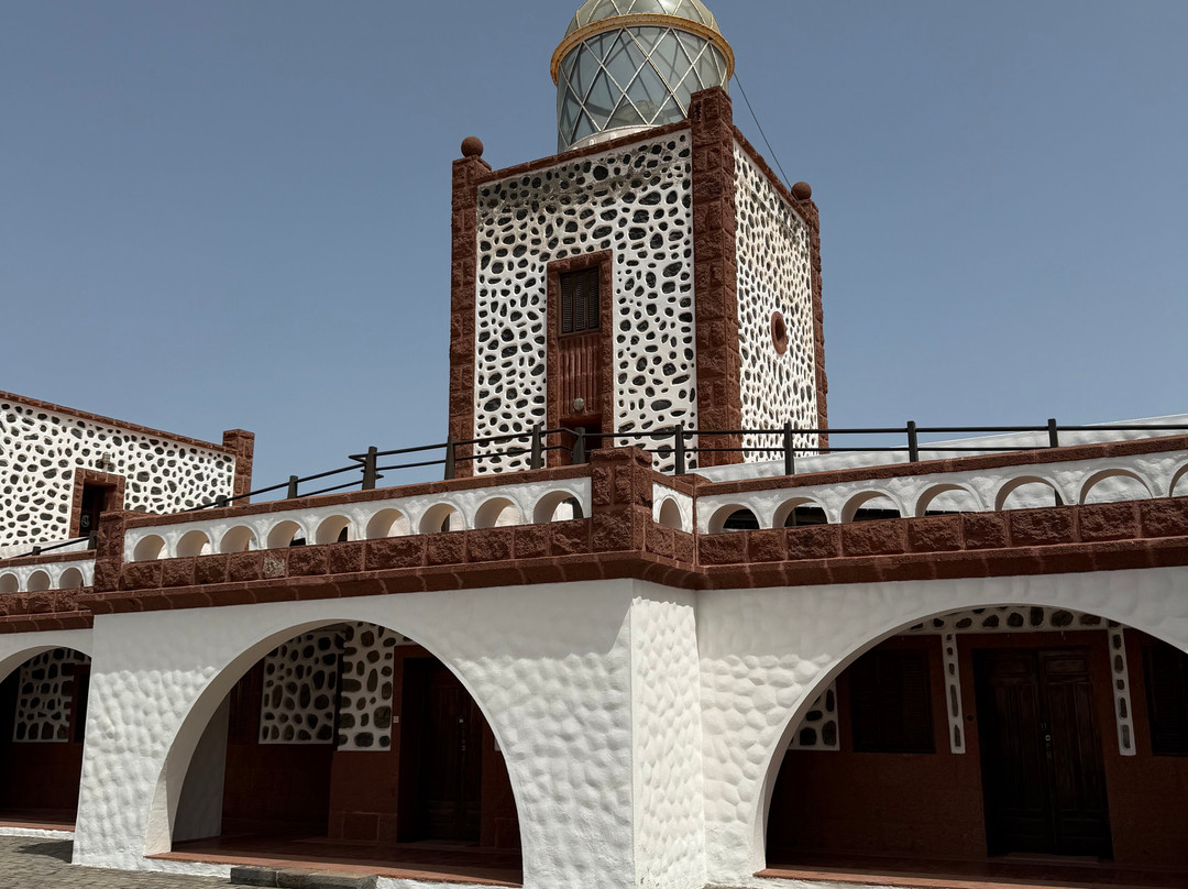 Faro de la Entallada-Las Playitas必去景点