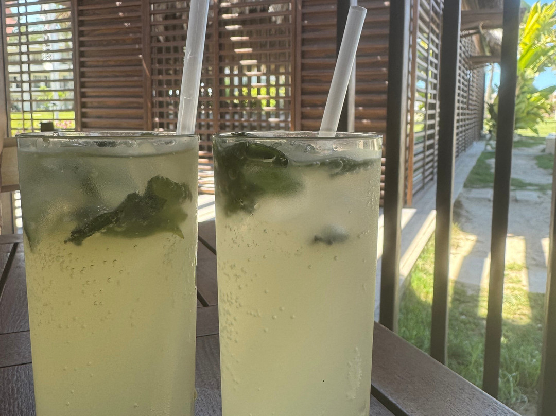 杰斯水晶阿勒马扎湾酒店主图
