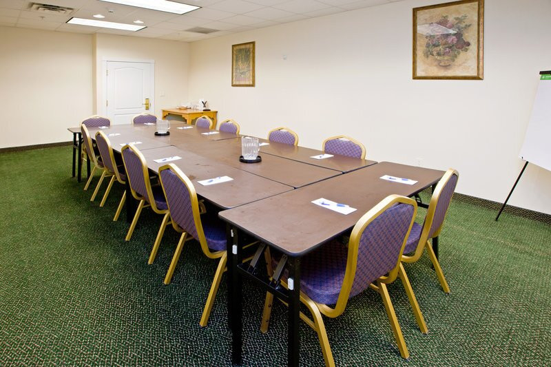 Candlewood Suites ST. JOSEPH/BENTON HARBOR by IHG主图