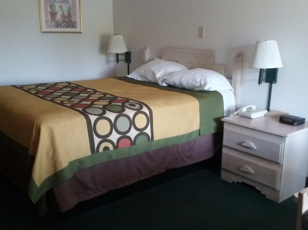 Super 8 by Wyndham Cottonwood