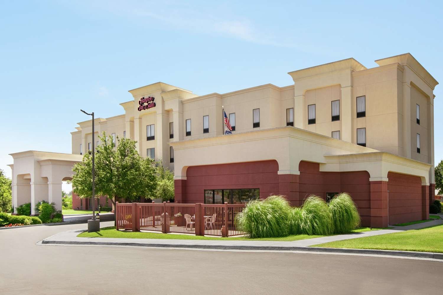 Hampton Inn & Suites Lawton-官方