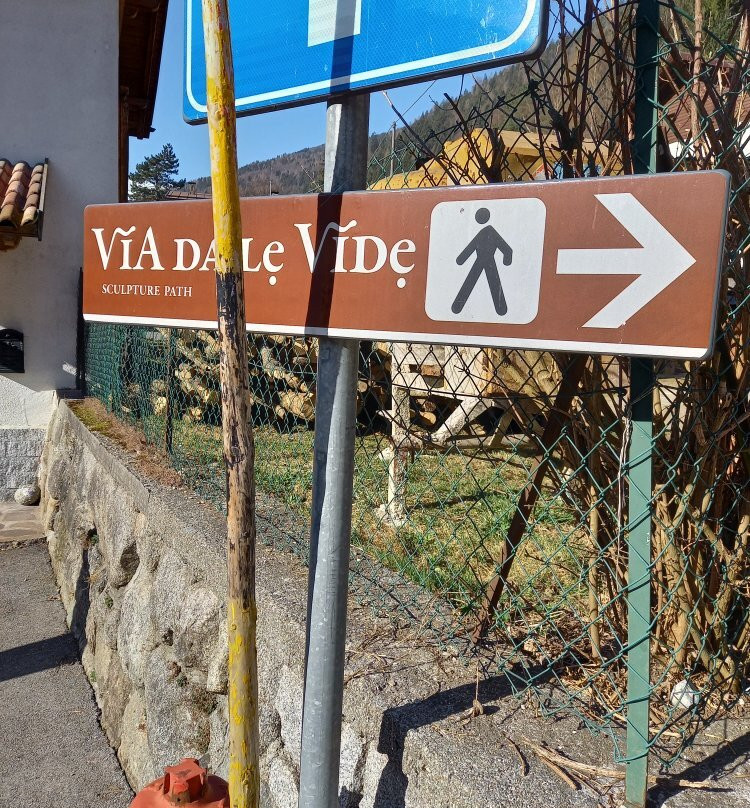 Via Da Le Vide