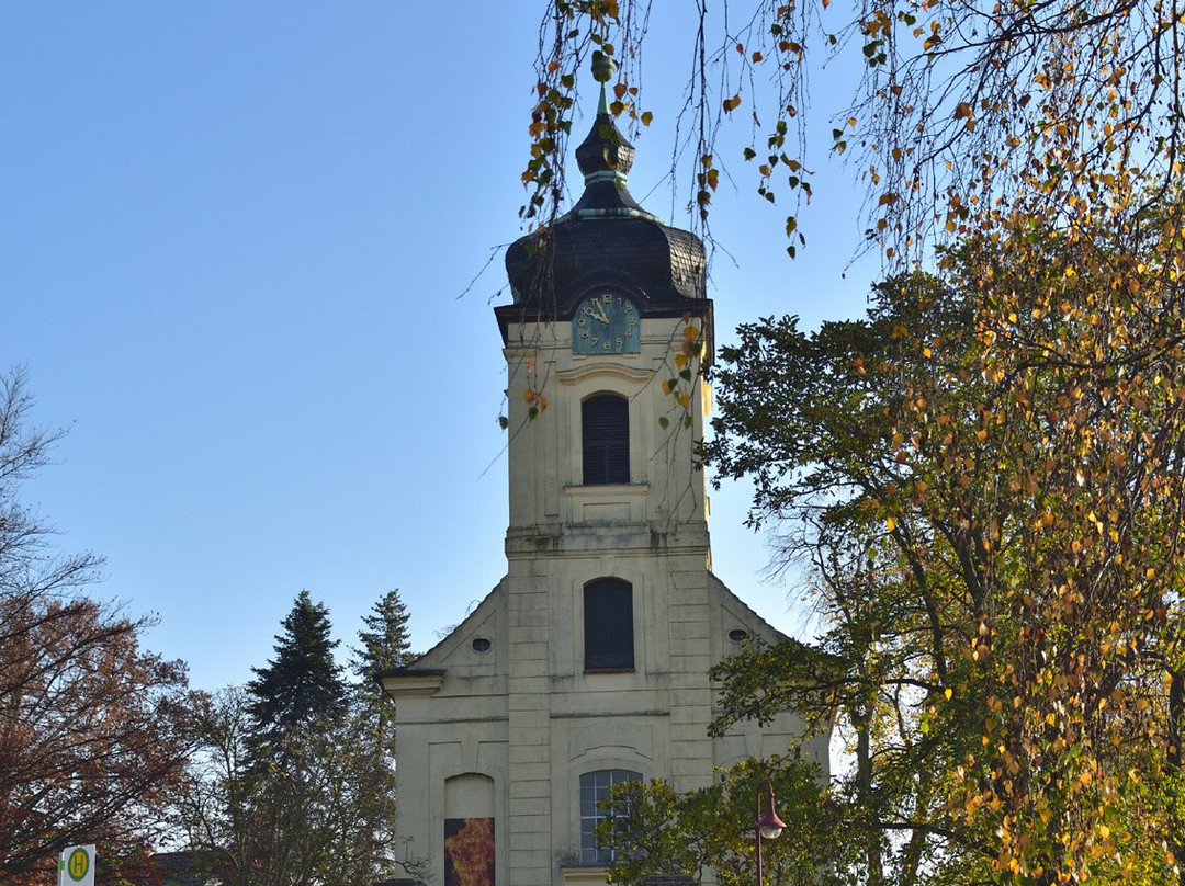 Dorfkirche Päwesin景点图片