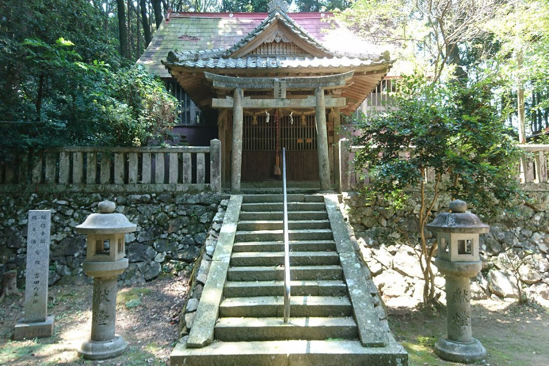 Yoshida Hachiman Shrine景点图片