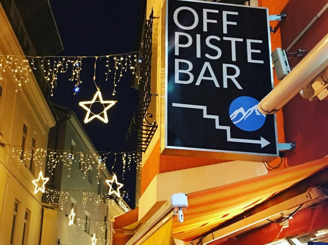 麦斯霍芬旅游景点-Off Piste Bar