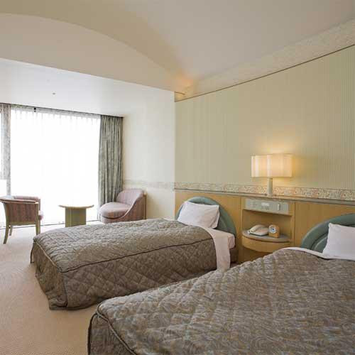 洲本市酒店住宿-Spring Golf & Art Resort AWAJI