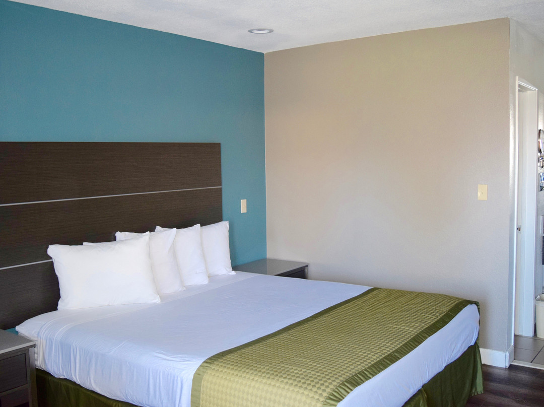 丘拉维斯塔哇卡班德客栈