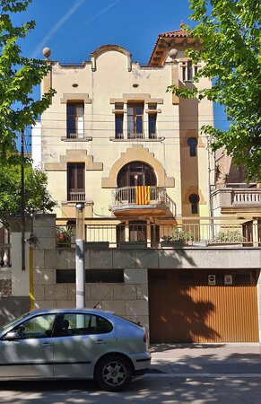 Passeig Verdaguer-伊瓜拉达必去景点