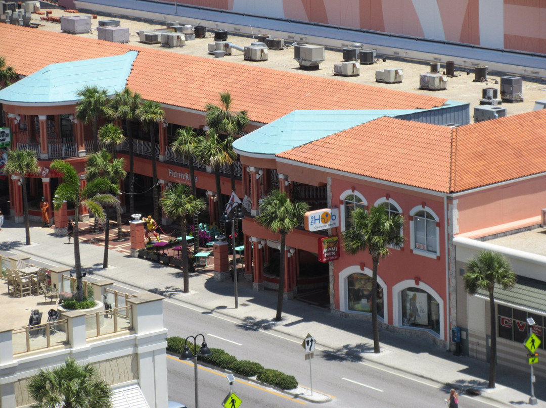 Pelican Walk Plaza-克利尔沃特必去景点