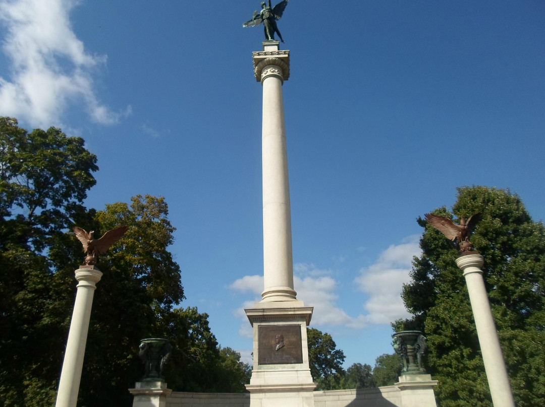 Elijah P. Lovejoy Monument景点图片