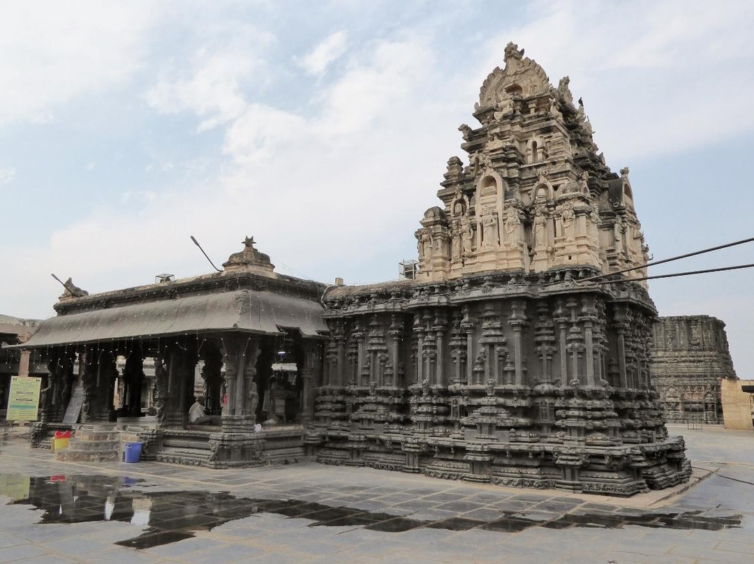 Bugga Ramalingeswara Swamy Temple景点图片
