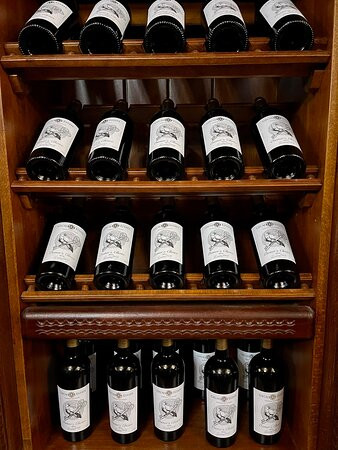 Stone Castle Vineyards & Winery-Rahovec必去景点