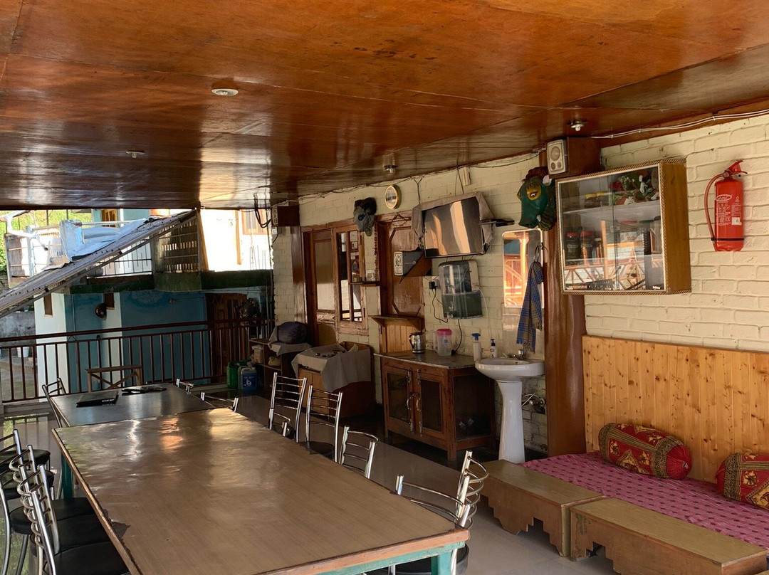 OYO 36651 Chander Lata Cottage