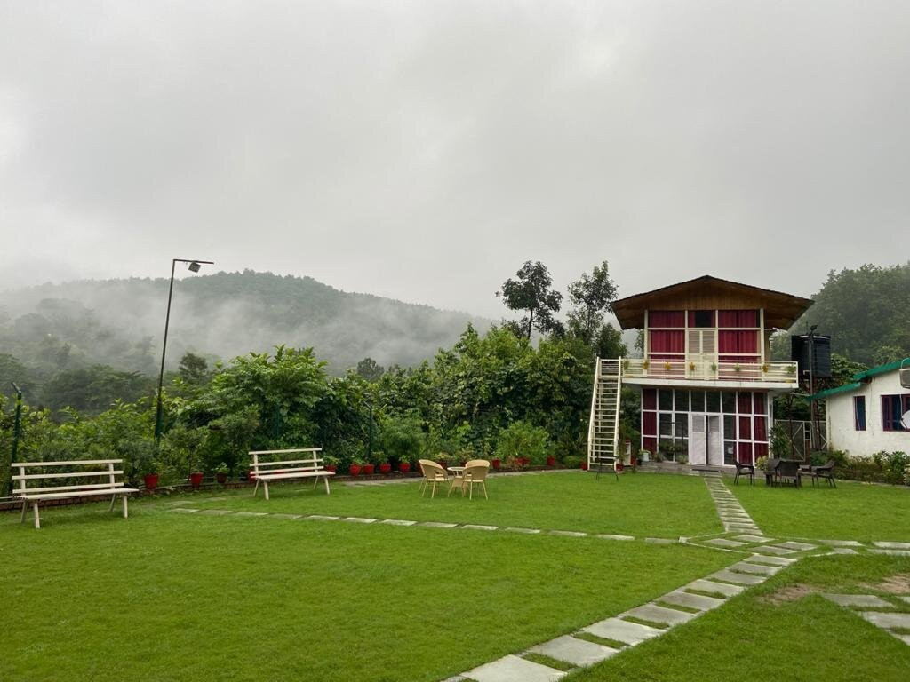 Weekend Inn