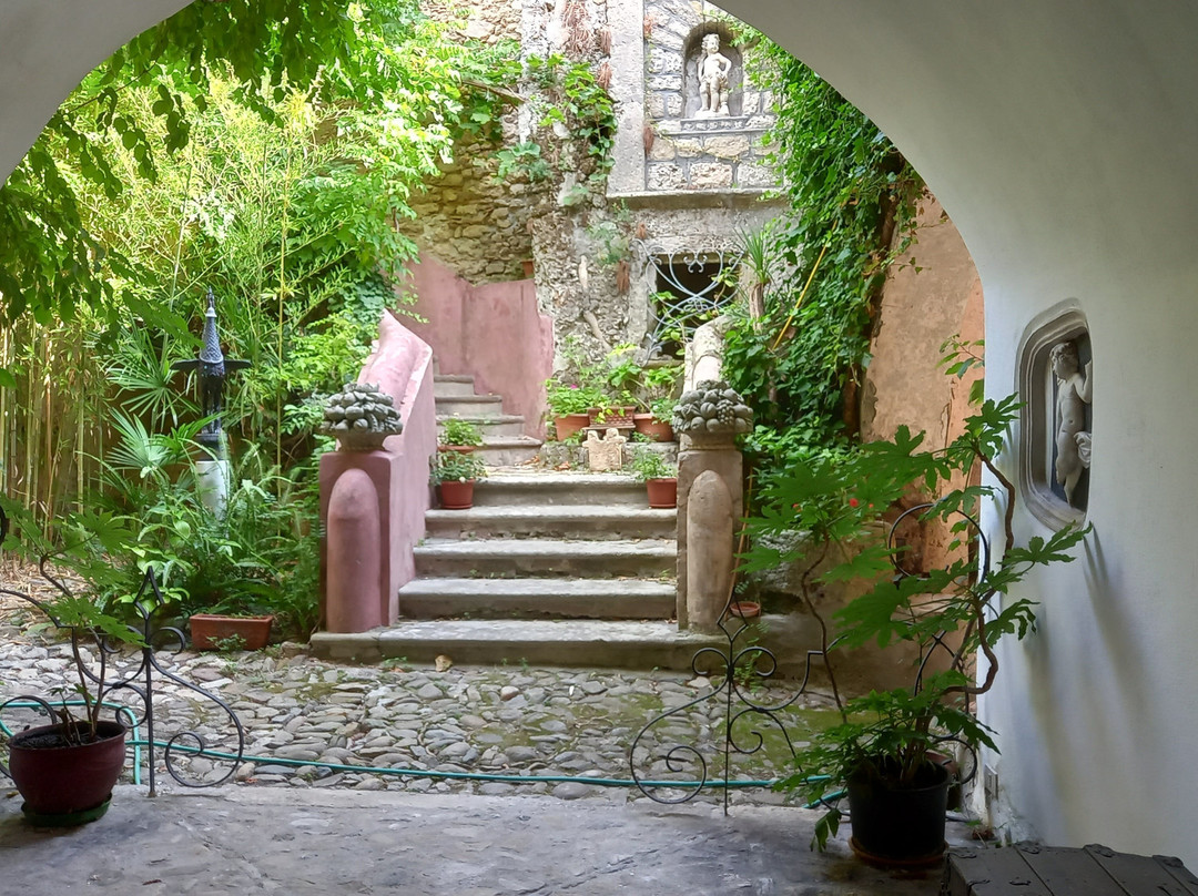 Palazzo Caracciolo