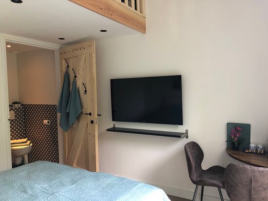 Flora's B&B-客卧