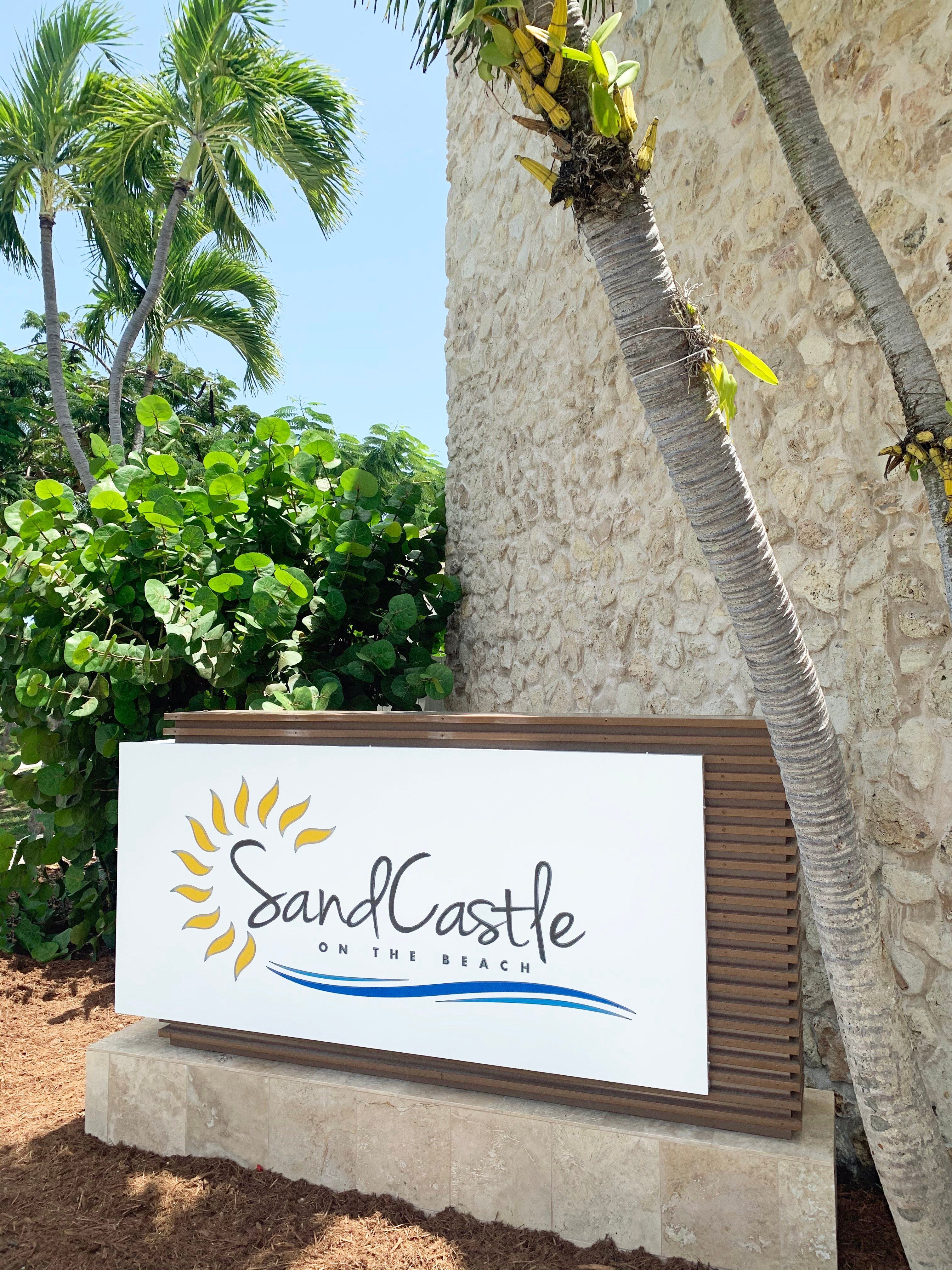Sand Castle On The Beach-官方