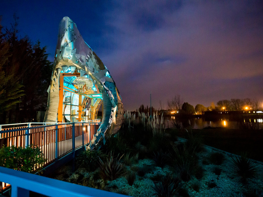 Thorpe Shark Cabins