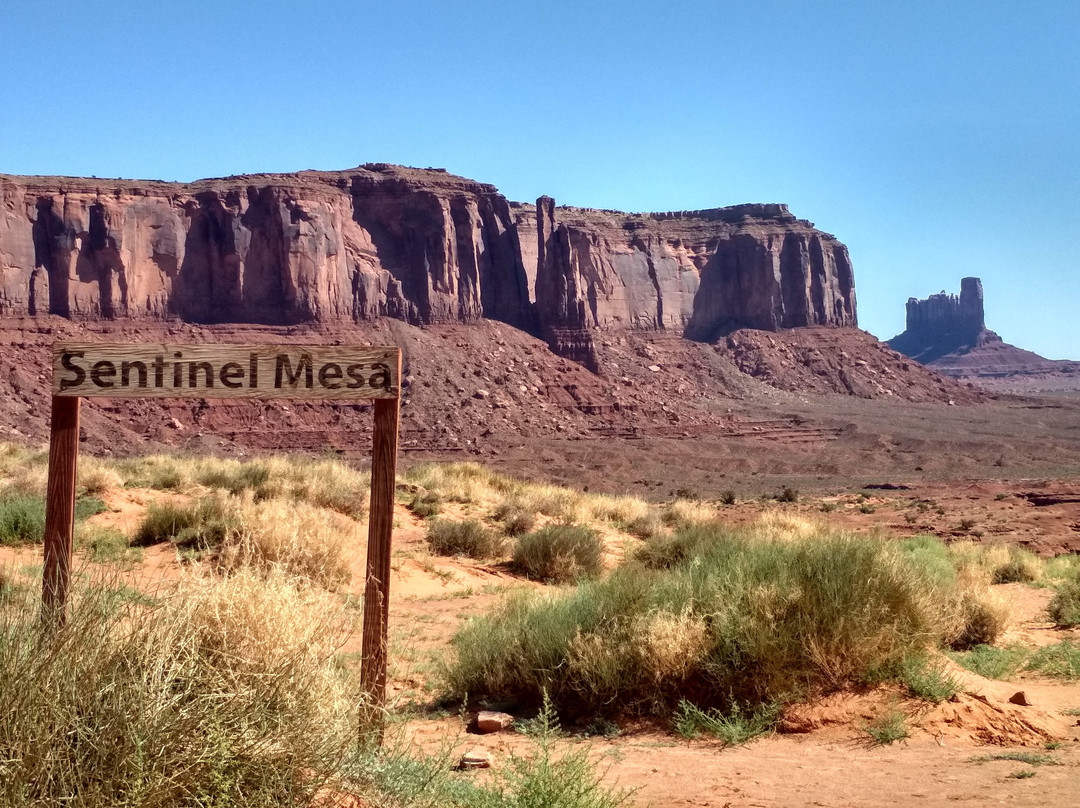 Sentinel Mesa-纪念碑公园必去景点