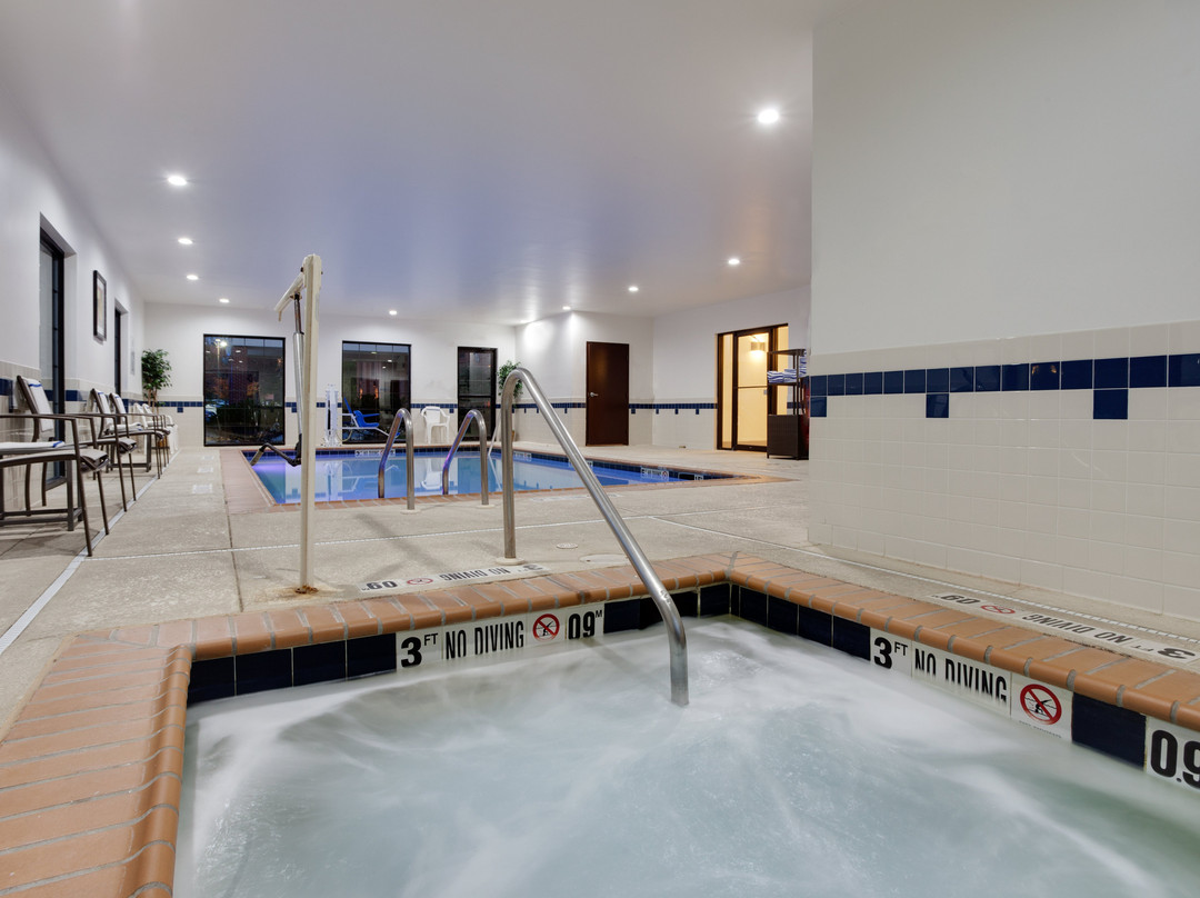 I-95首都环线公路-拉戈洲际智选假日套房酒店主图