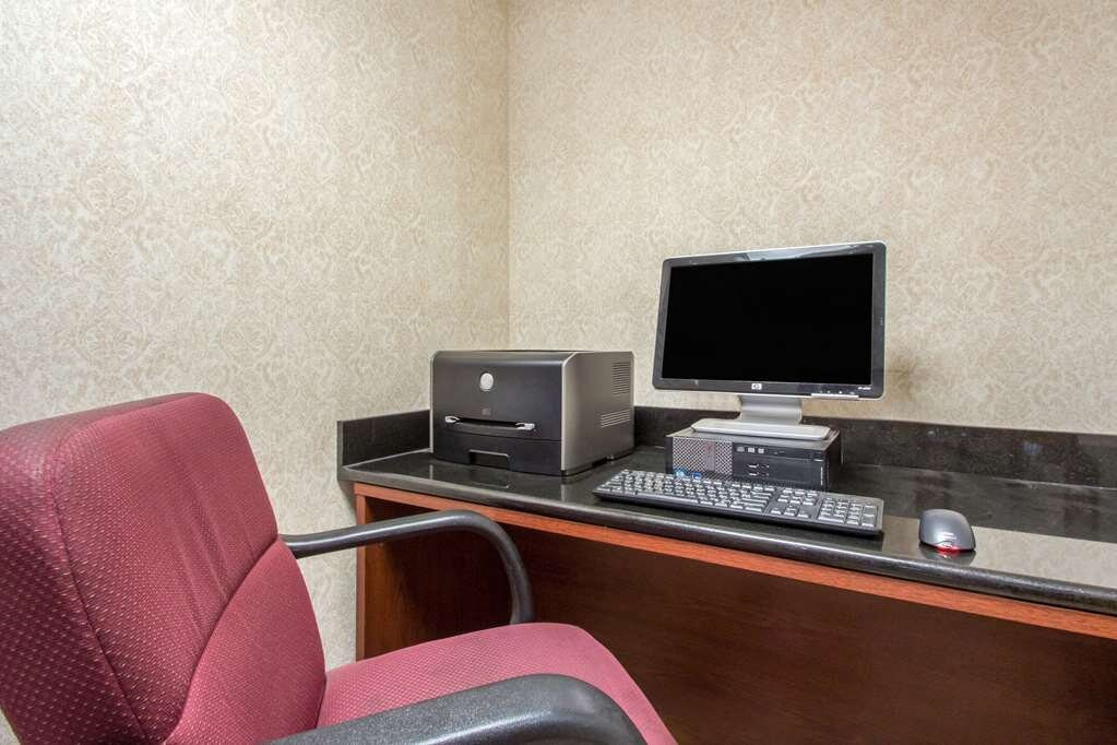 Quality Inn Near Princeton主图