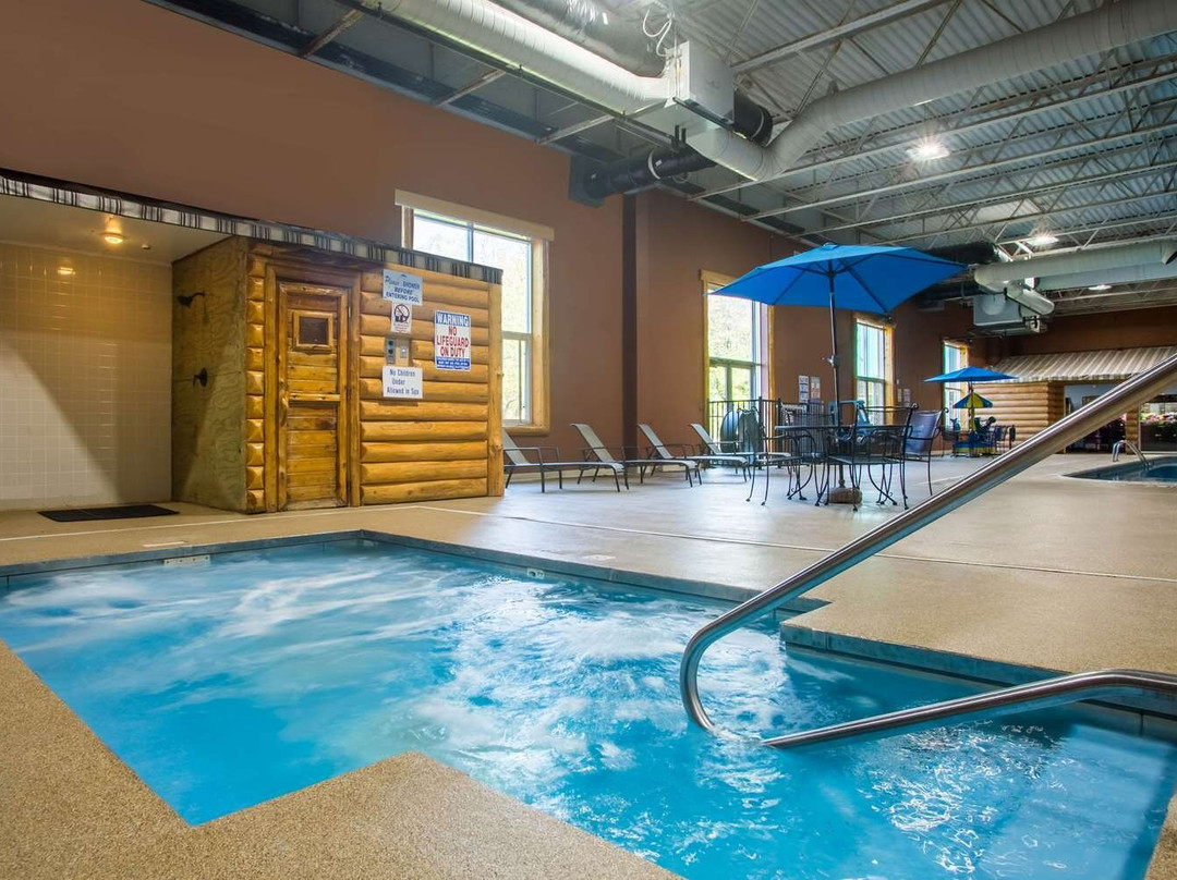 Riverfront Hotel（河畔酒店）主图