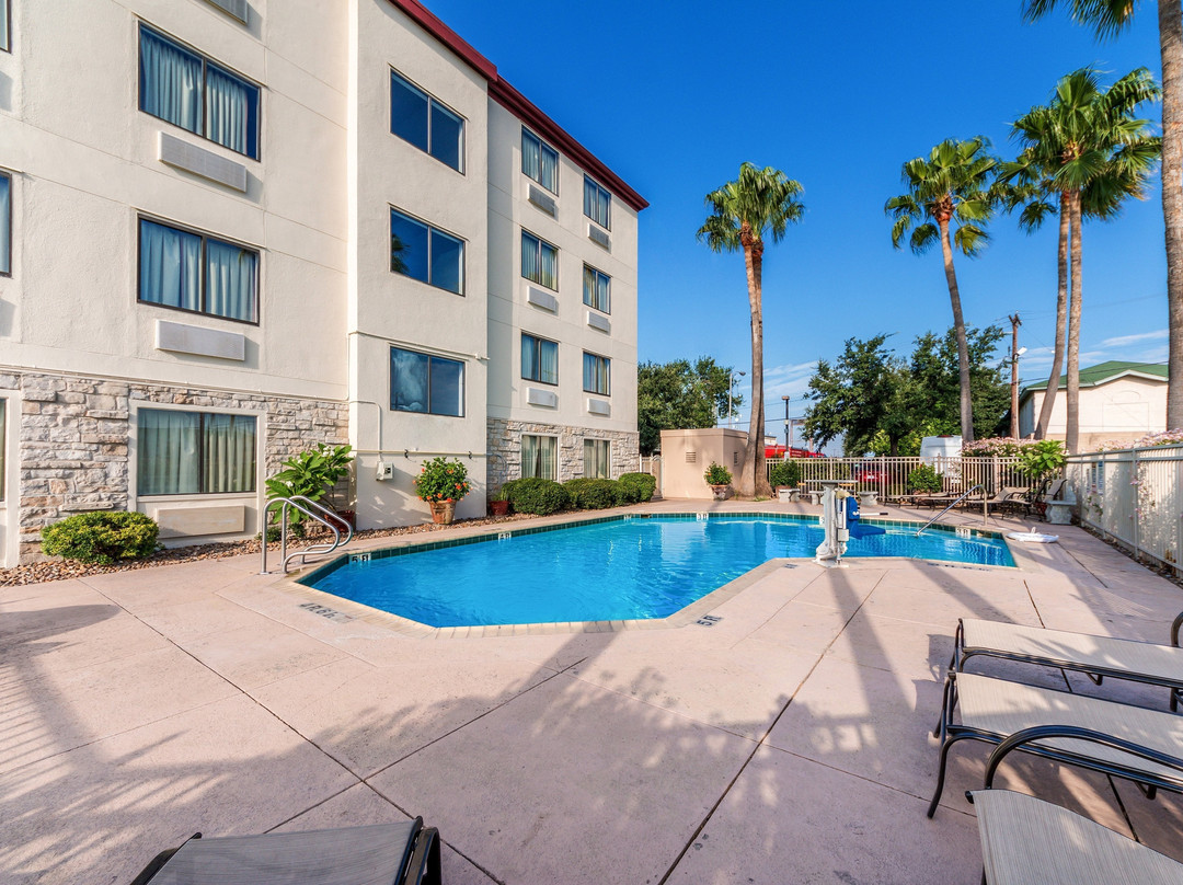 Red Roof Inn Laredo主图