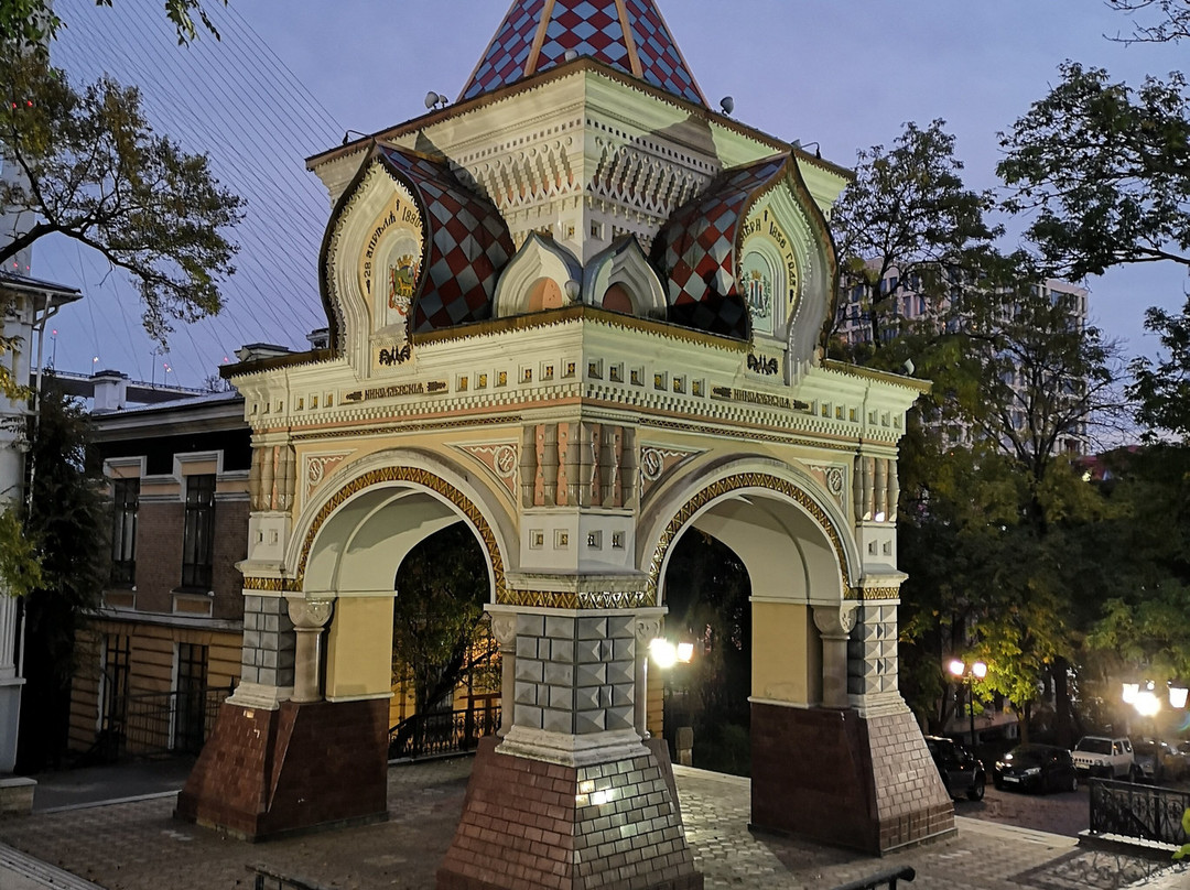 Nikolai's Triumphal Arch/ Arch of Prince Nicholas-海参崴必去景点